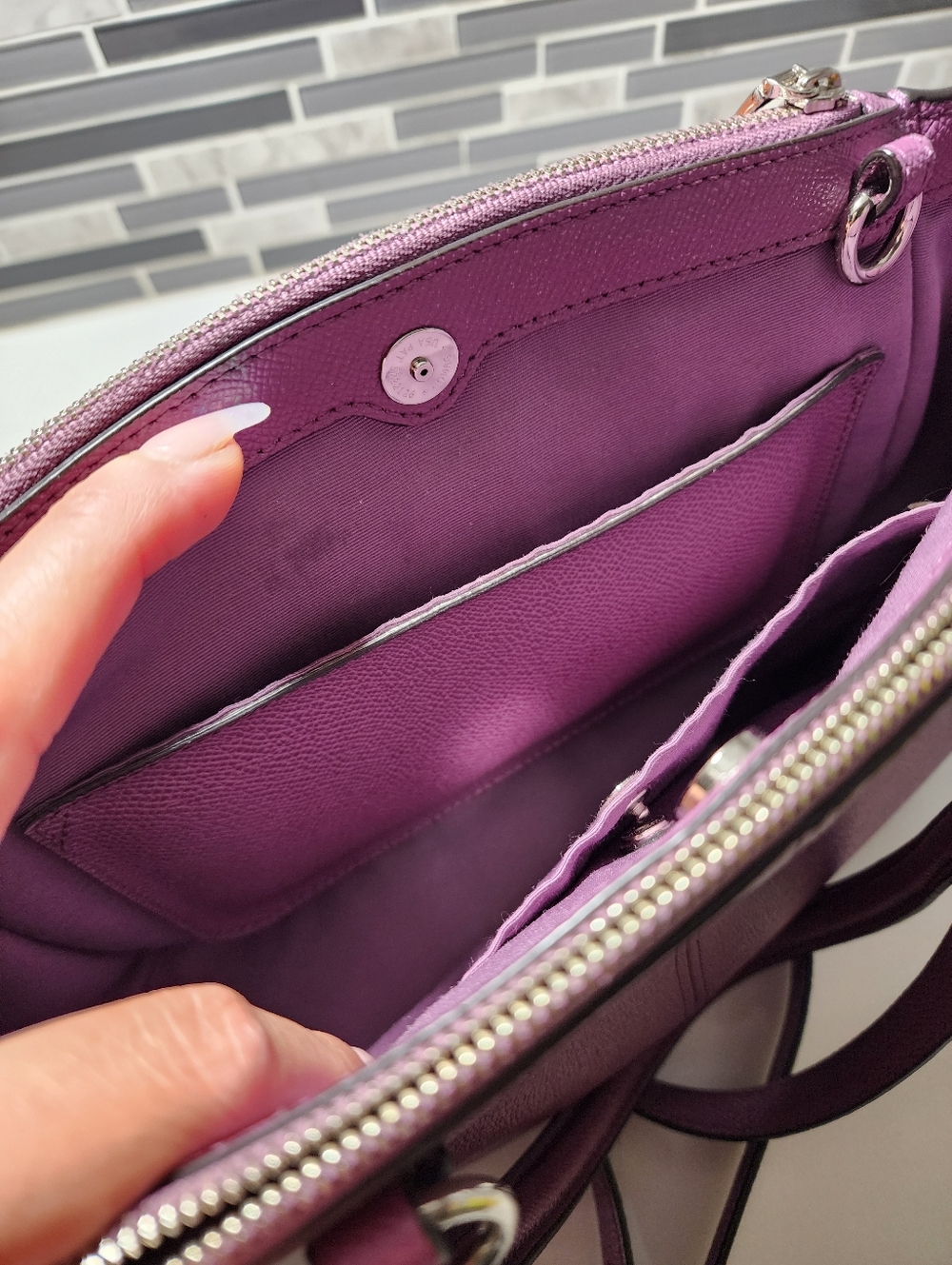Coach Mini Christie Carryall in crossgrain leather - Picture 9 of 13